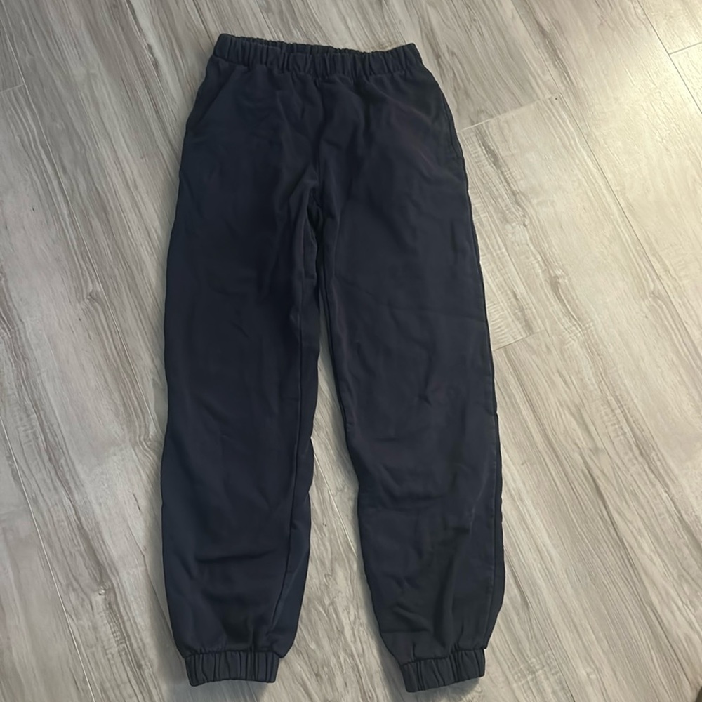 Navy Pacsun sweatpants